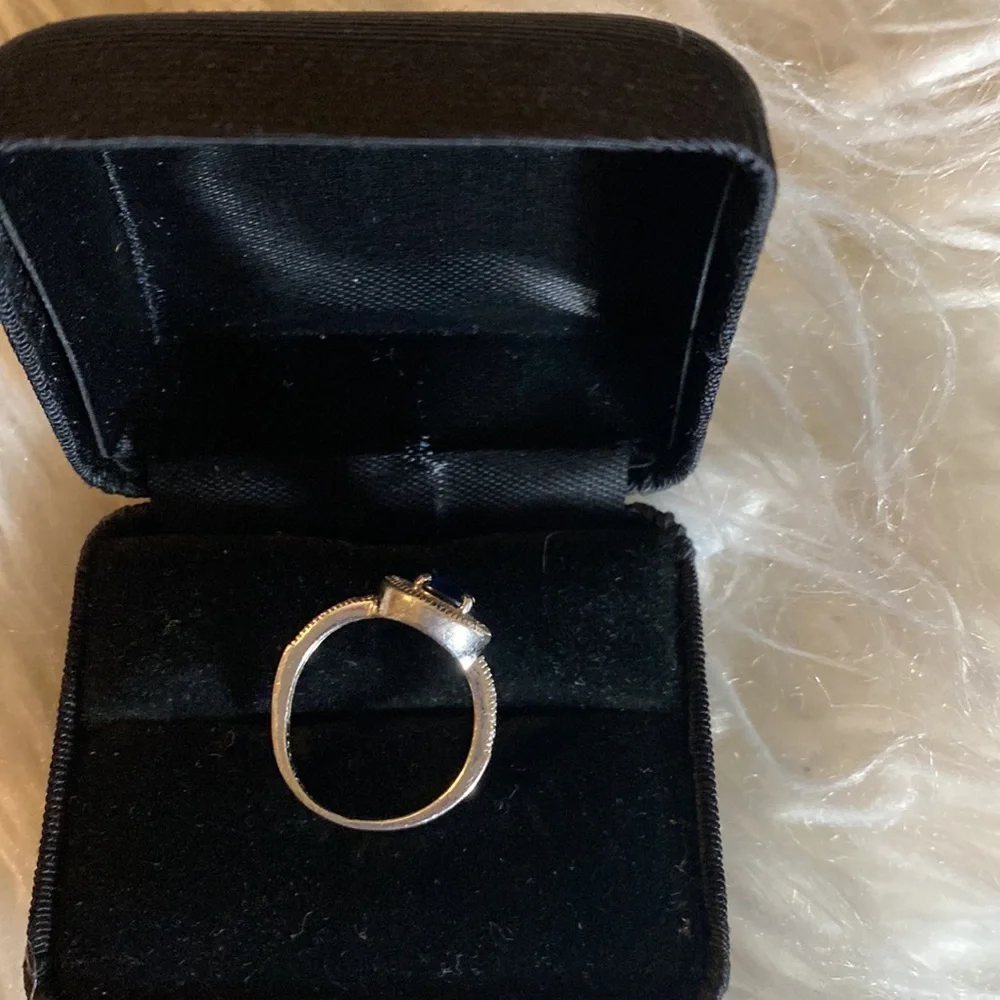 Sapphire and diamond ring - Picture 5 of 13